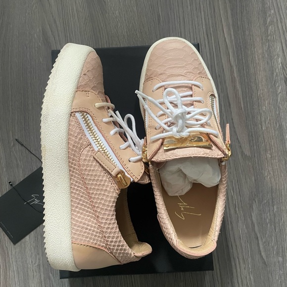 Giuseppe Zanotti Sneakers - Picture 5 of 11